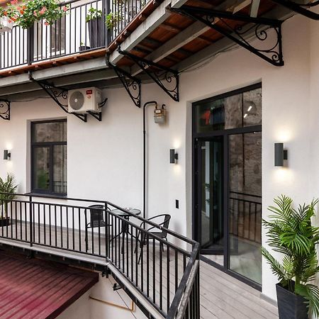 Royal Vip Jacuzzi Apart إلفيف المظهر الخارجي الصورة