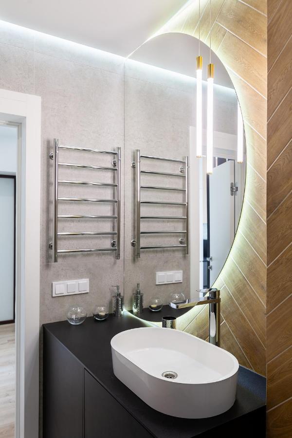 Royal Vip Jacuzzi Apart إلفيف المظهر الخارجي الصورة
